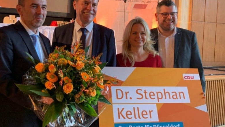v.l.n.r.: Kreisvorsitzender Thomas Jarzombek, OB Kandidat Dr. Stephan Keller, stellv. Vorsitzende Angela Erwin und Peter Blumenrath v.l.n.r.: Kreisvorsitzender Thomas Jarzombek, OB Kandidat Dr. Stephan Keller, stellv. Vorsitzende Angela Erwin und Peter Blumenrath