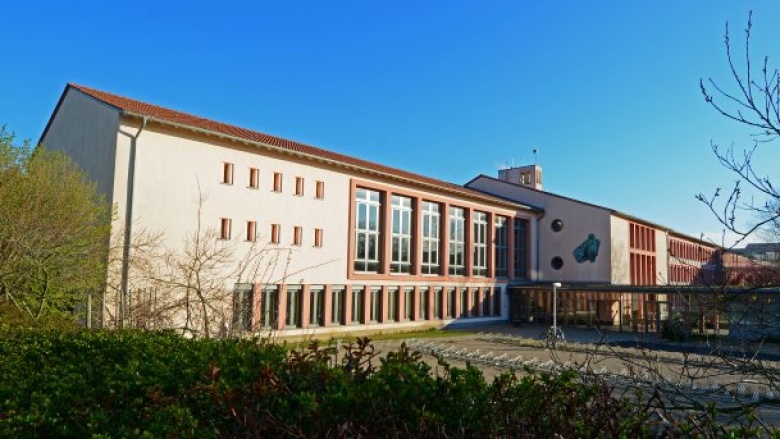 Schorlemmerstraße 99